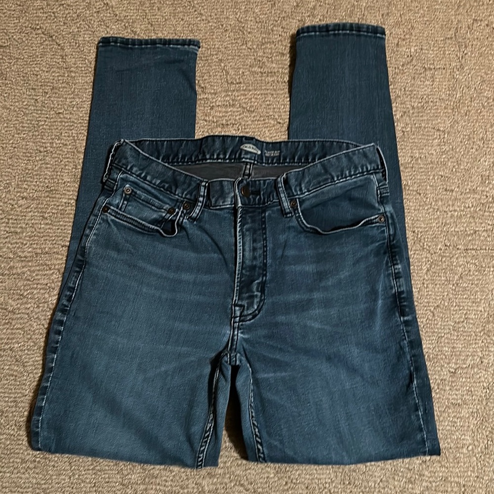 Old Navy Relaxed Slim Built In Flex Jeans